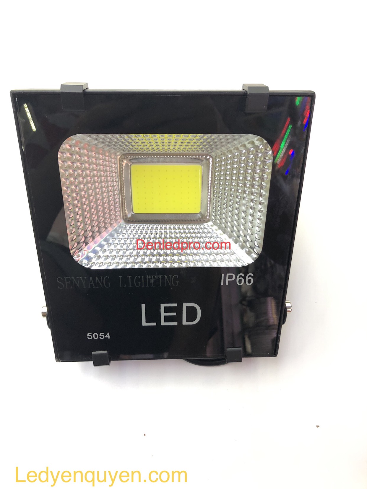 Äèn Pha LED 30W Senyang Light Äèn Pha LED 30W Senyang Light