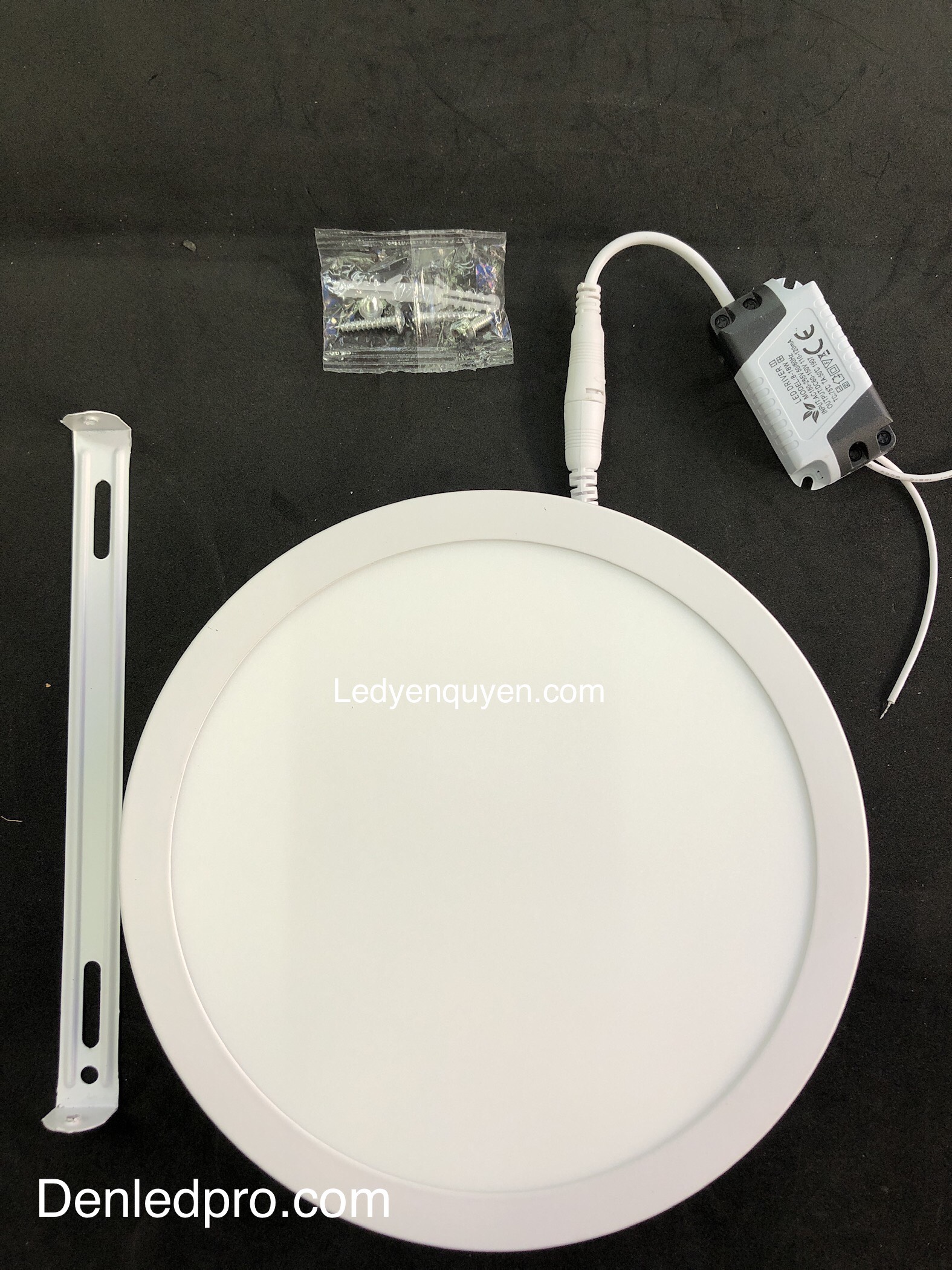 Äèn Nổi 15W Tròn Äèn Nổi 15W Tròn